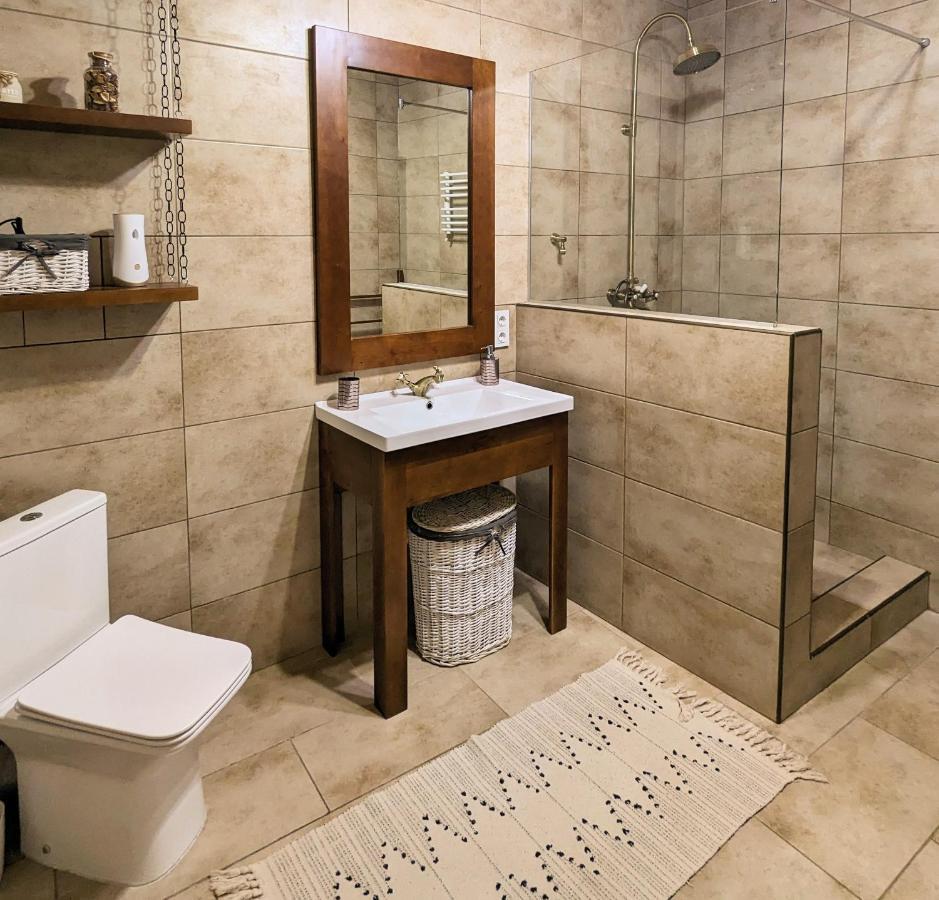 Гетьманські Палати , Старе Місто, 2 Спальні, Балкон-Тераса , 85 М Кв Kamjanez-Podilskyj Exterior foto