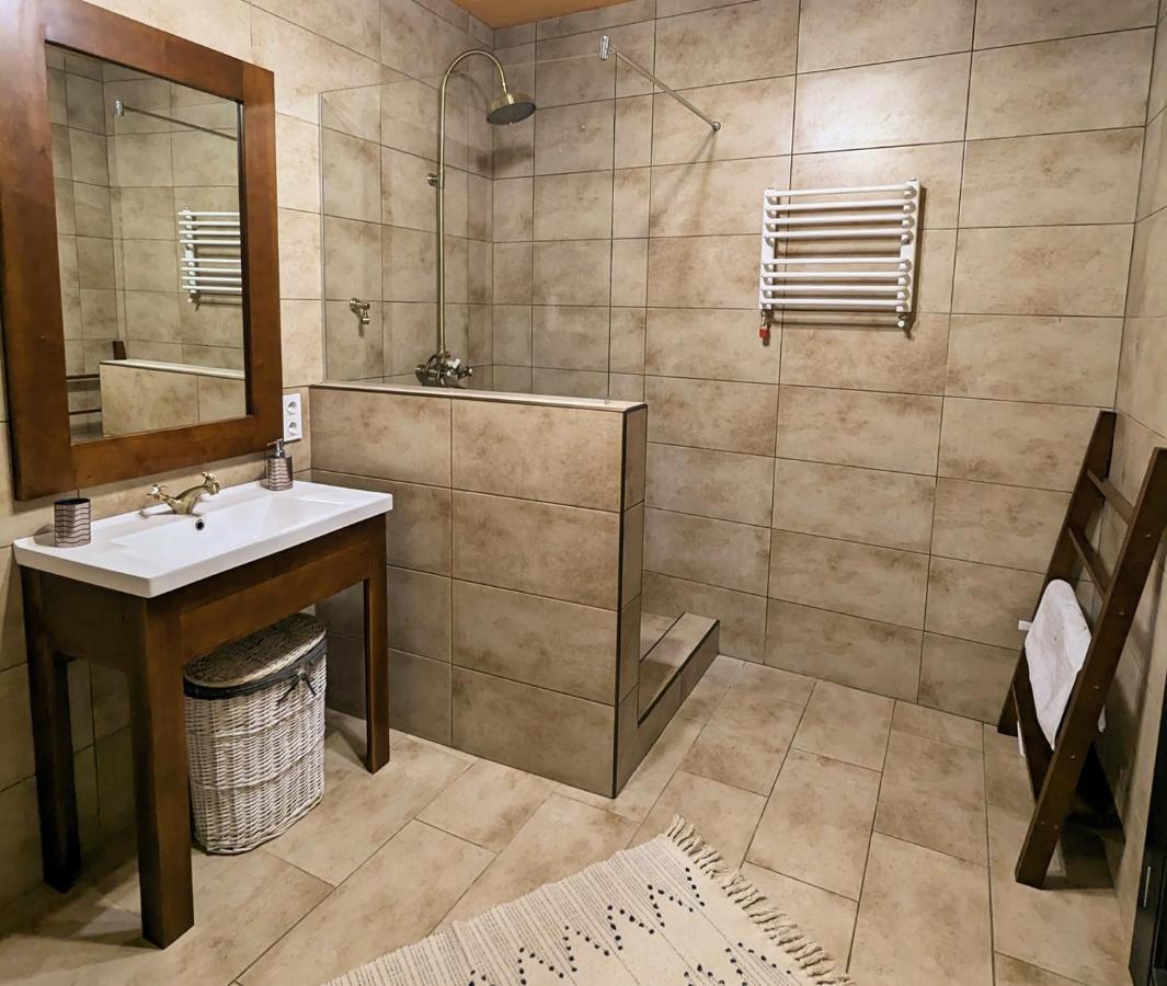 Гетьманські Палати , Старе Місто, 2 Спальні, Балкон-Тераса , 85 М Кв Kamjanez-Podilskyj Exterior foto